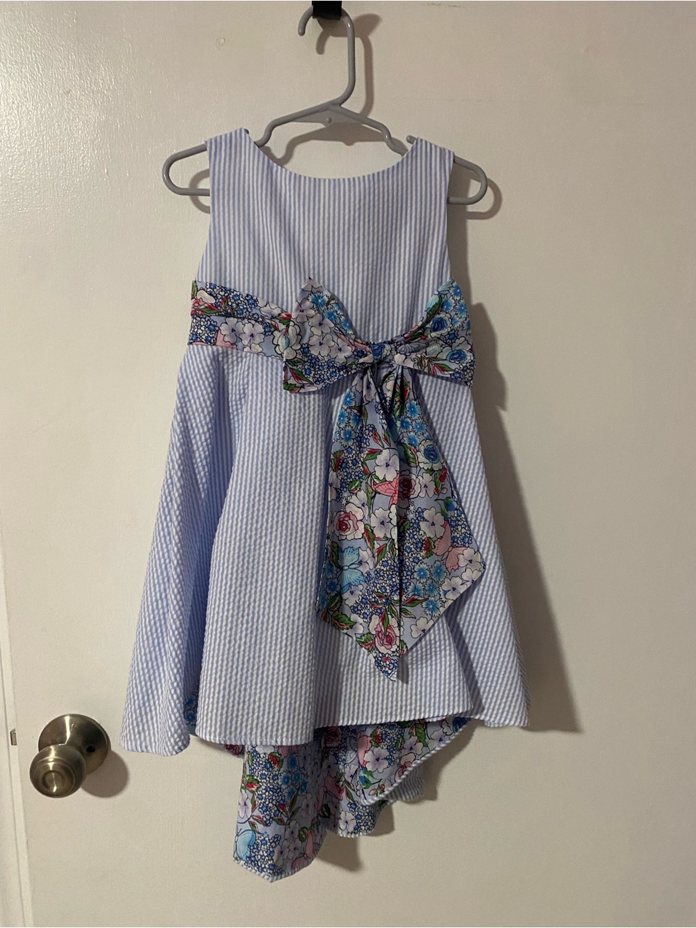 Rare Editions Girls Light Blue High-Low Seersucker Dress with Floral Accents